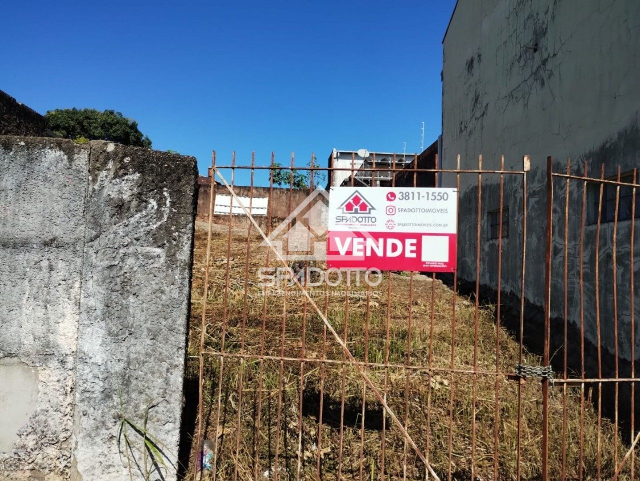TERRENO, 300 m².