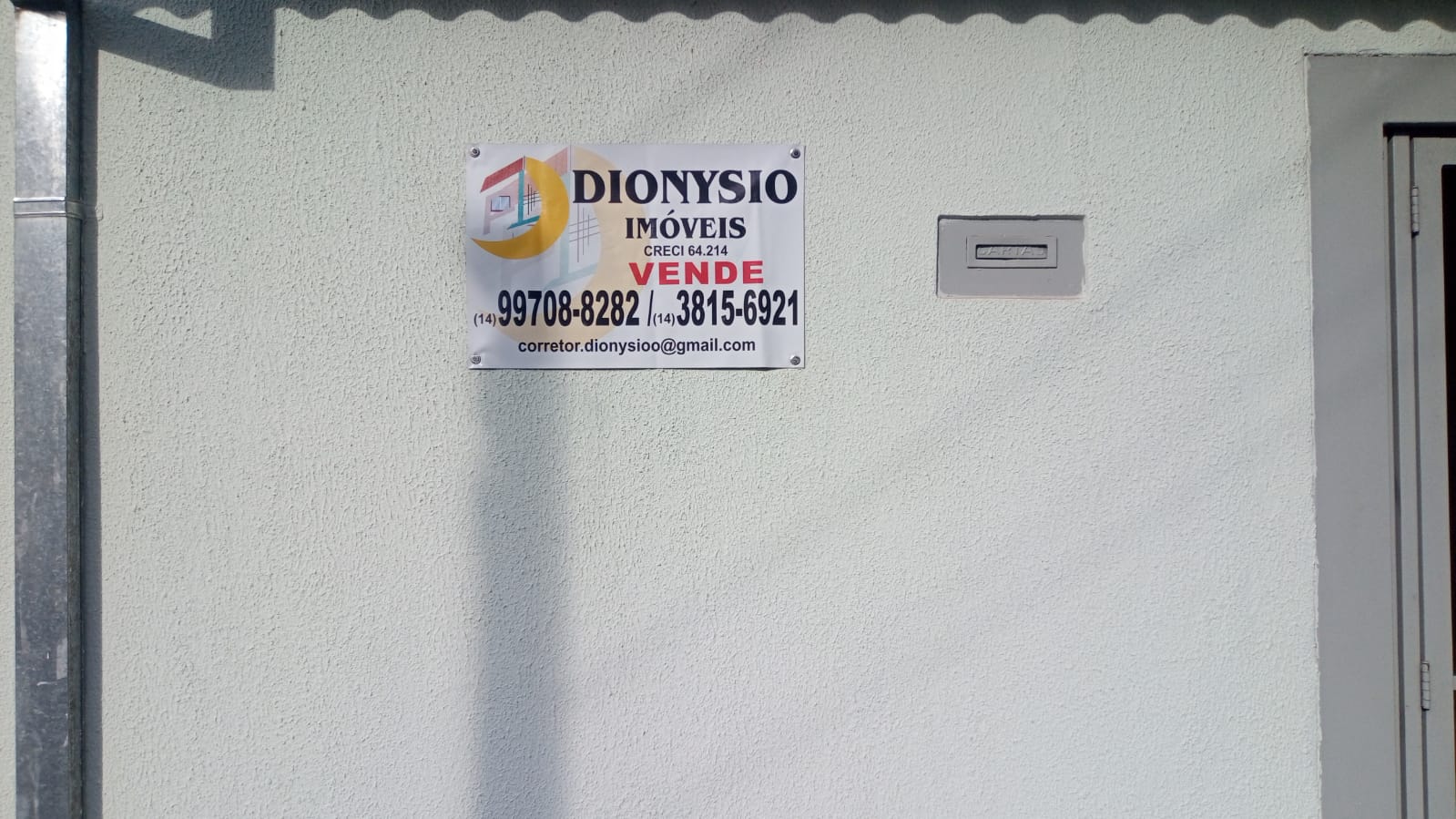 CASA, 4 qtos, 390 m².