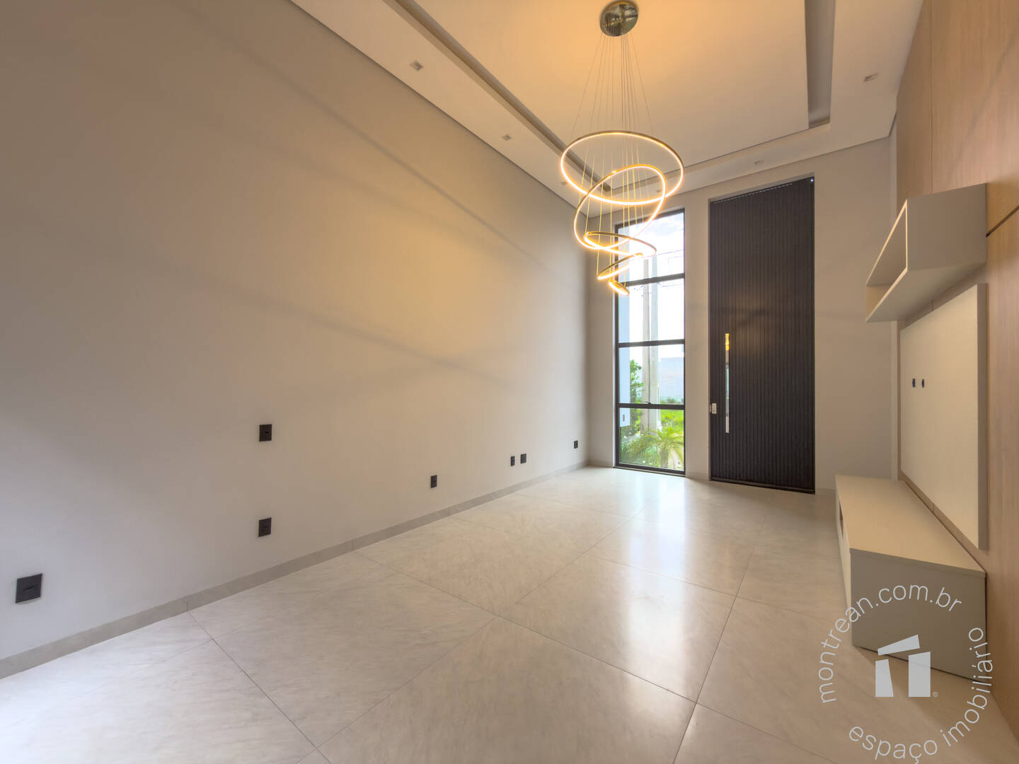 CASA, 3 qtos (1 st), 250 m².