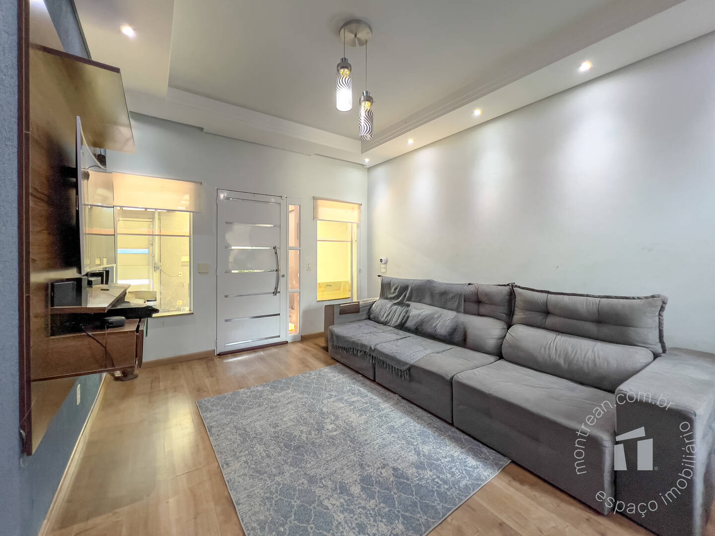 CASA, 3 qtos (1 st), 330 m².