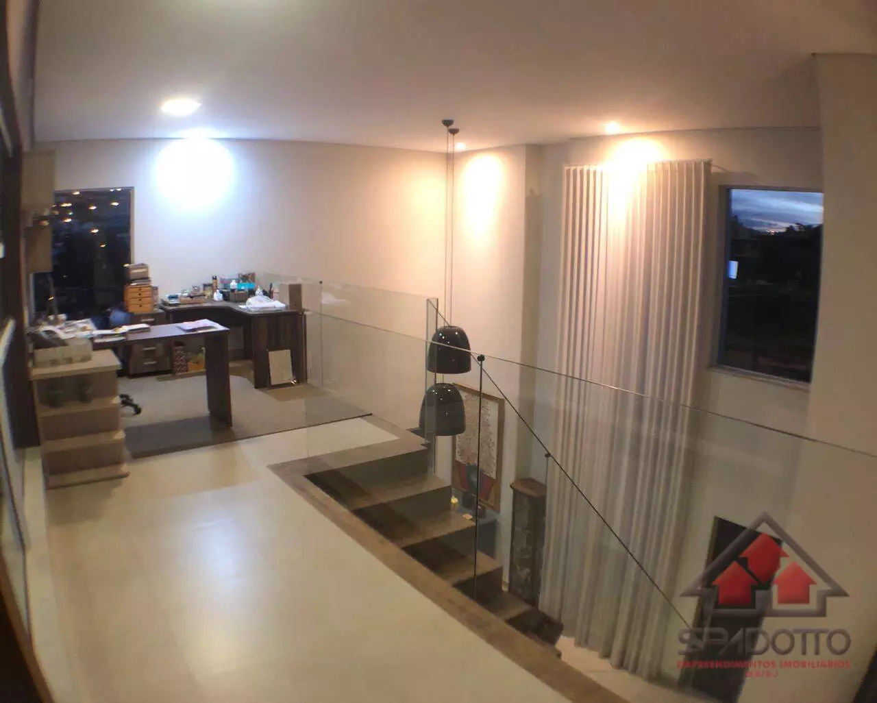 CASA, 4 qtos (4 st), 495 m².